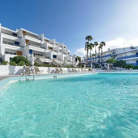 Two Bedrooms With Pool, Wifi, Ac, 500m From The Beach In Puerto Del Carmen Puerto del Carmen (Lanzarote)