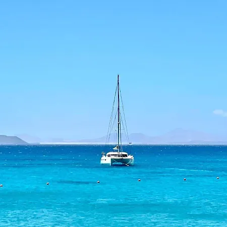Two Bedrooms With Pool, Wifi, Ac, 500m From The Beach In Puerto Del Carmen Puerto del Carmen (Lanzarote)